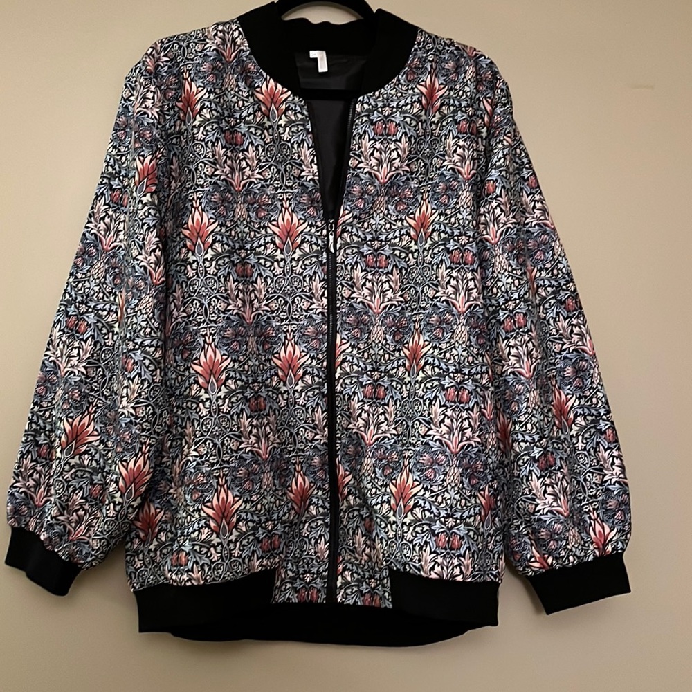 LINDI Brand Women’s Jacket
